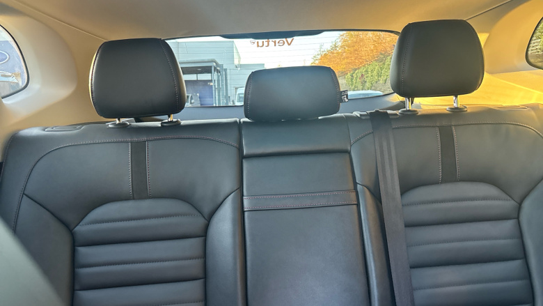 MG Hs 1.5 T-GDI Exclusive 5dr Petrol Hatchback